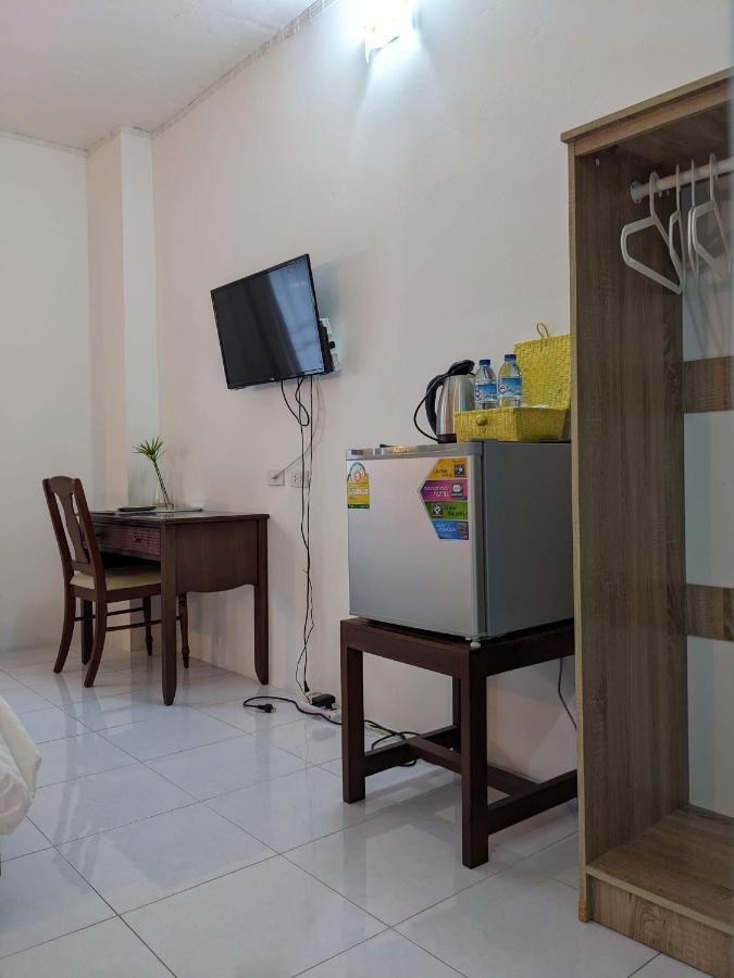 V At Panus Otel Phanat Nikhom Dış mekan fotoğraf